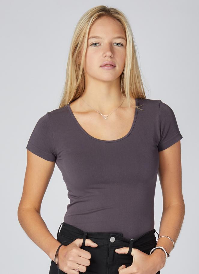 Bamboo S/S Scoop Neck Top
