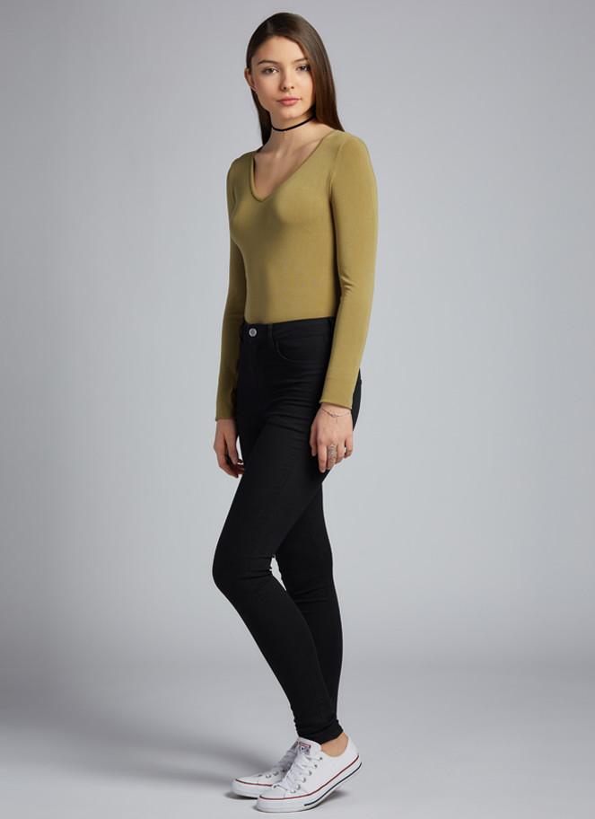 Bamboo V-Neck Long Sleeve Top